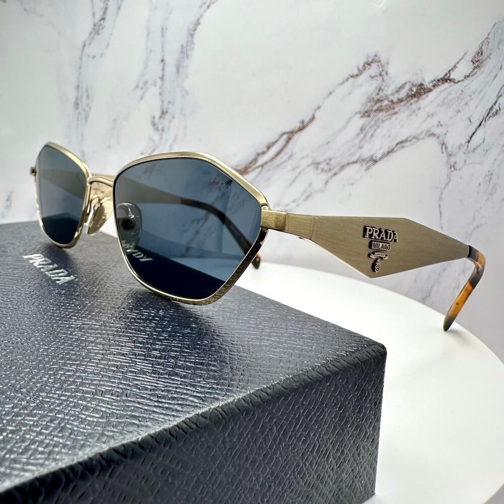 New PRADA Sunglasses Gold Metal 3D Logo Aviator Cat Eye Womens PRD50S ZVN70B - Picture 8 of 16